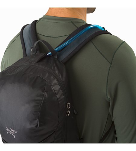 arcteryx aerios 10